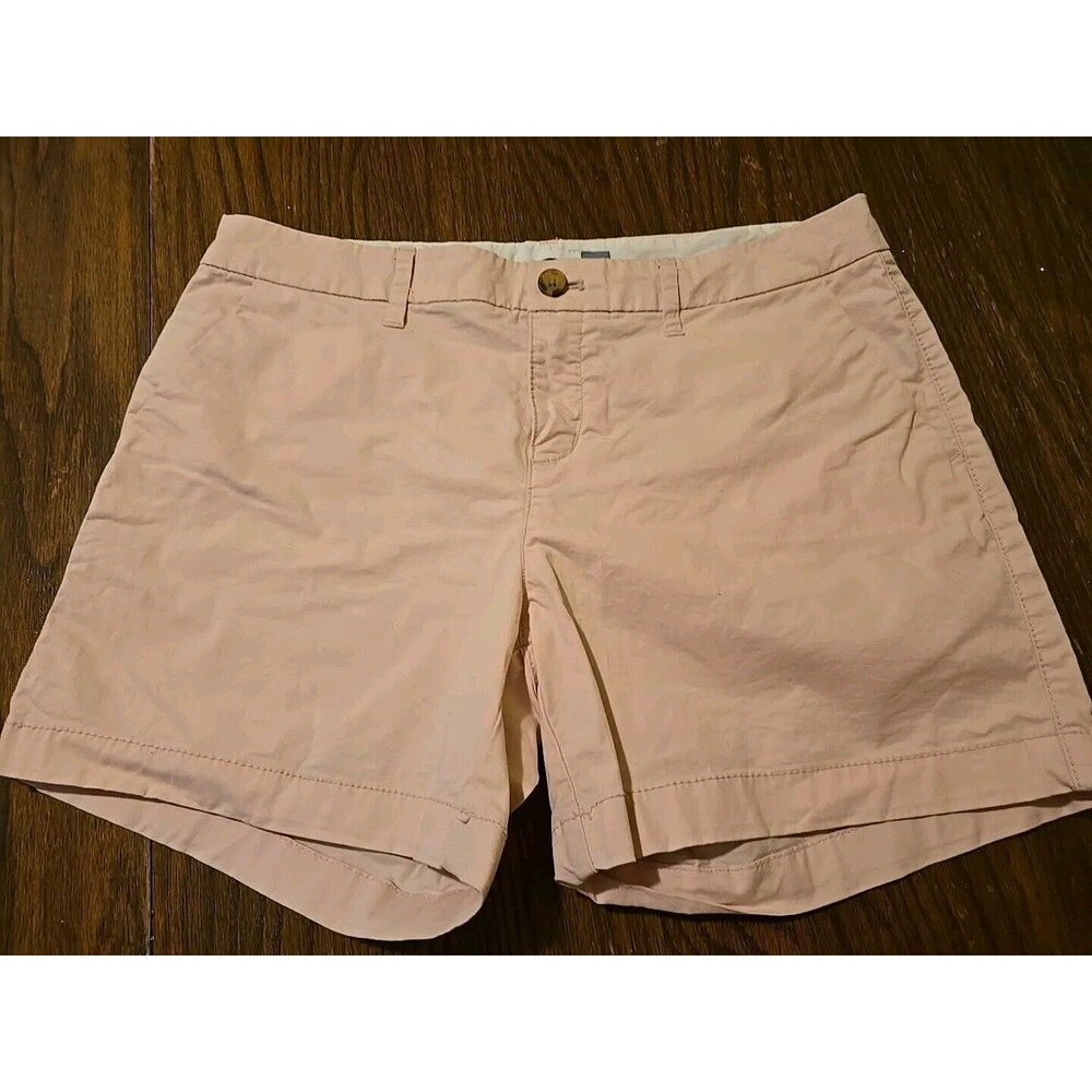 Women’s Old Navy Low Rise Pink Shorts Size 6